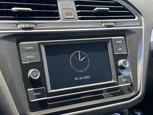 Used 2022 Volkswagen Tiguan S AWD/4WD image 11