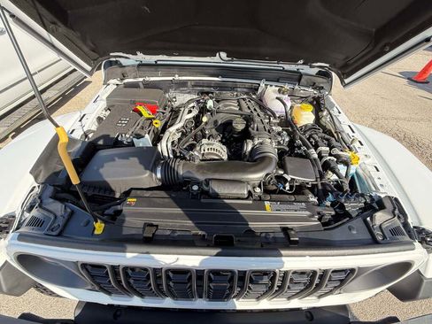 New 2026 Jeep Wrangler Unlimited Rubicon image 18