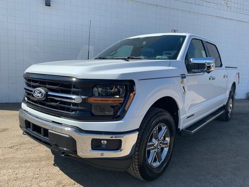 New 2025 Ford F150 XLT w/ Equipment Group 302A MID image 18