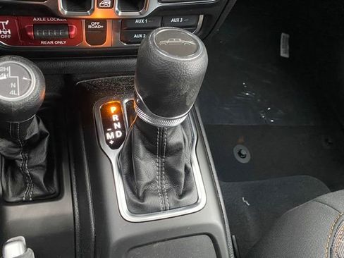 New 2026 Jeep Gladiator Mojave w/ Safety Group image 22