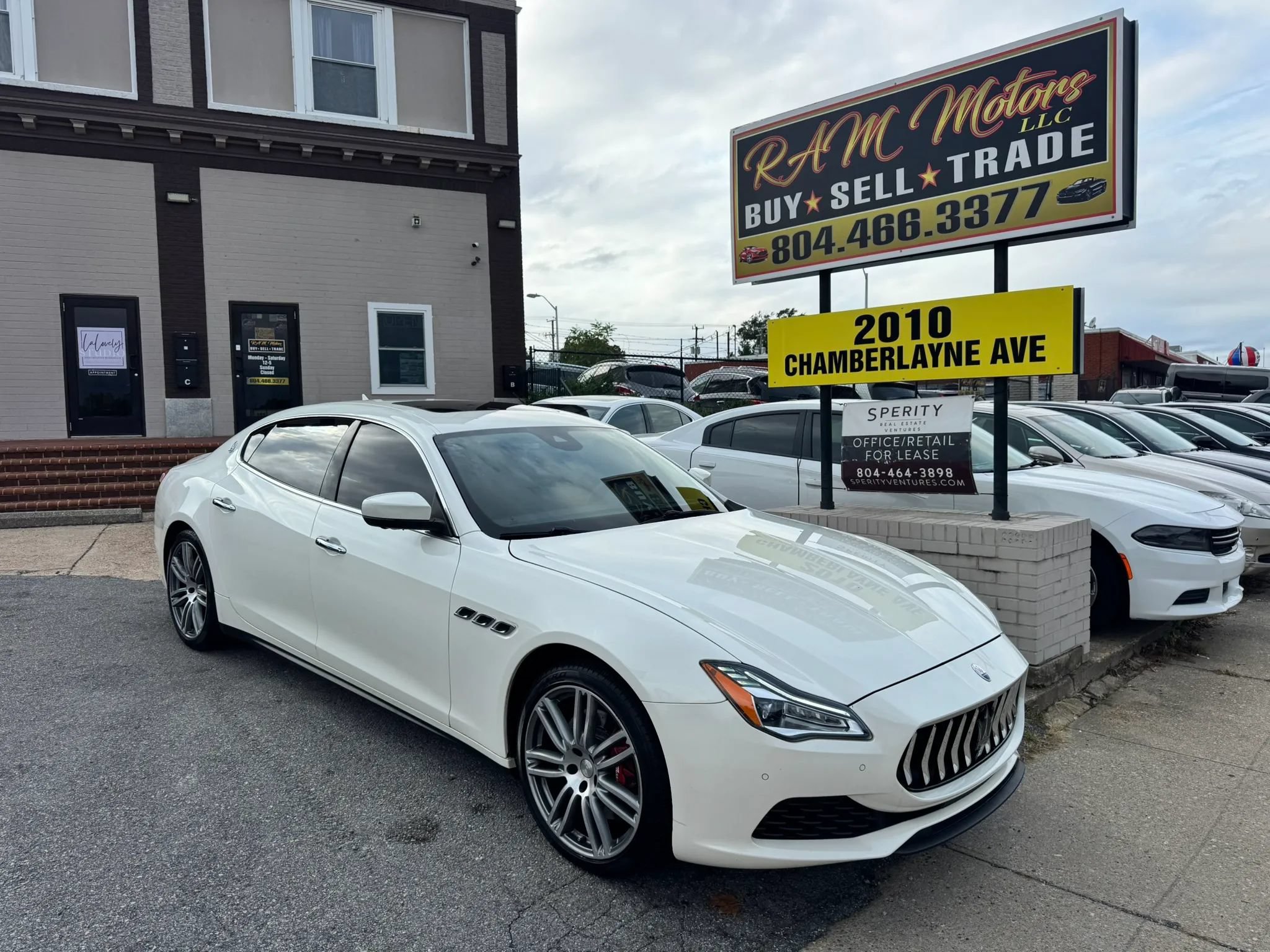 Used 2018 Maserati Quattroporte S Q4 AWD/4WD image 1