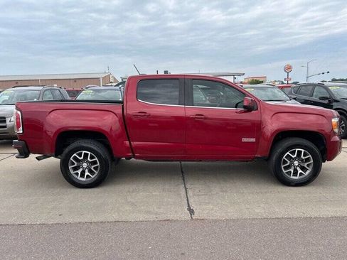 Used 2017 GMC Canyon SLE w/ All Terrain Package image 6