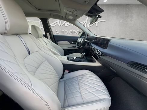 New 2026 Nissan Sentra SL w/ Floor Mat Package FWD image 25