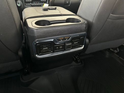 Used 2023 GMC Sierra 2500 AT4 image 20