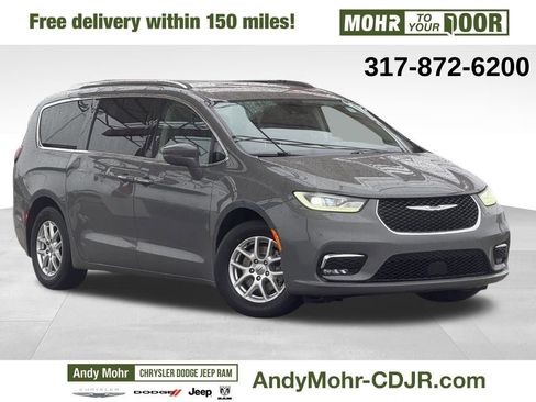 Used 2021 Chrysler Pacifica Touring-L image 1