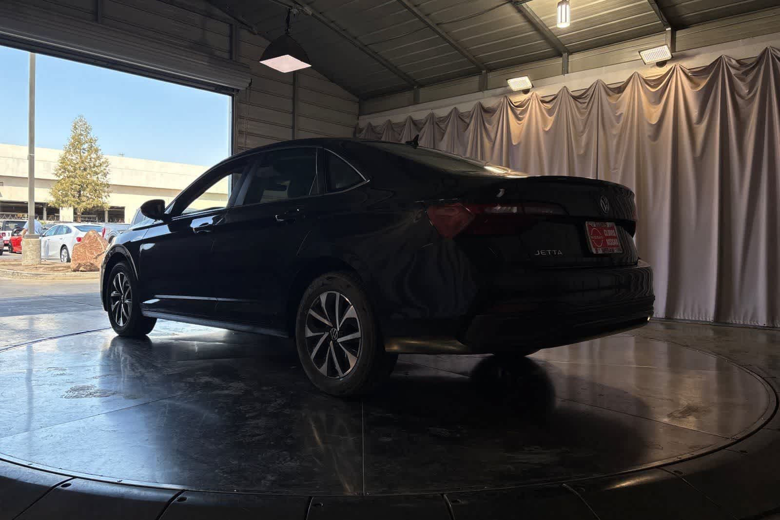 Used 2024 Volkswagen Jetta S FWD image 7