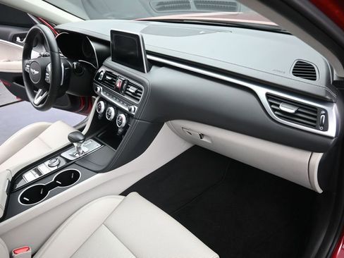 Used 2020 Genesis G70 2.0T RWD image 16