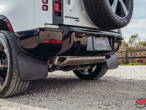 Used 2022 Land Rover Defender 110 X-Dynamic HSE image 35