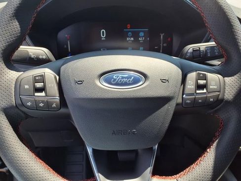 New 2025 Ford Escape ST-Line w/ Equipment Group 301A image 18