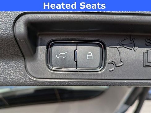 Used 2025 Ford Explorer Active image 20