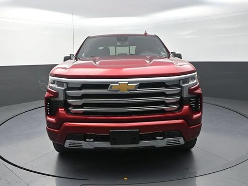 Used 2023 Chevrolet Silverado 1500 High Country w/ High Country Premium Package AWD/4WD image 5