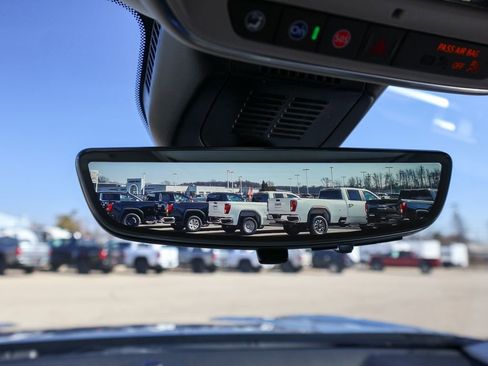 New 2026 GMC Terrain Denali w/ LPO, Floor Liner Package image 27