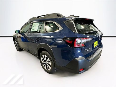 Certified 2025 Subaru Outback image 7