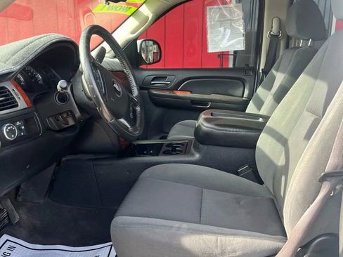 Used 2009 Chevrolet Avalanche LT image 7