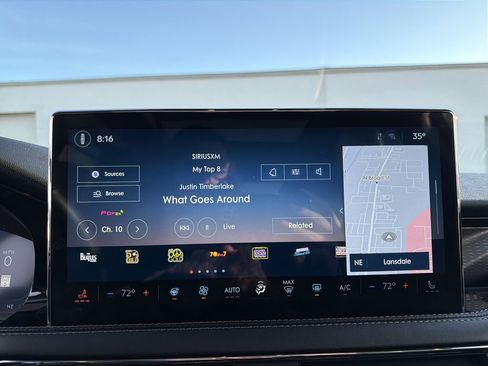 Used 2025 Lincoln Corsair Reserve image 23