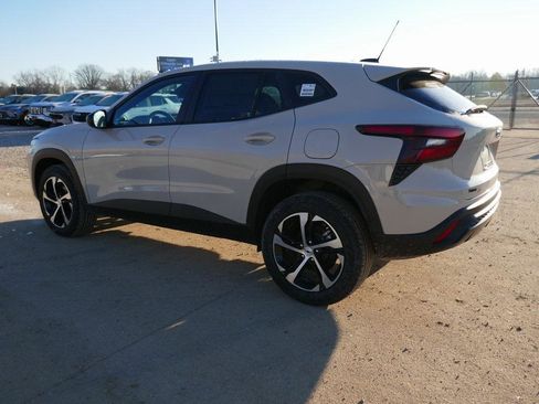 New 2026 Chevrolet Trax RS image 5