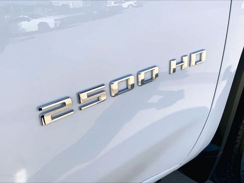 Used 2021 Chevrolet Silverado 2500 LTZ AWD/4WD image 19