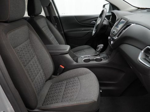 Used 2022 Chevrolet Equinox LT FWD image 45