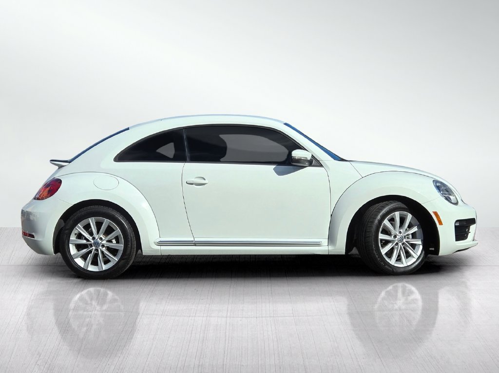 Used 2018 Volkswagen Beetle 2.0T S FWD image 4