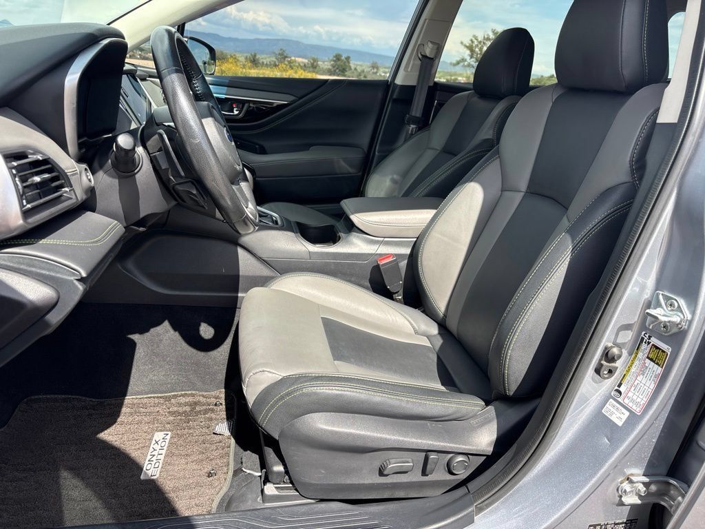 Used 2021 Subaru Outback Onyx Edition XT w/ Popular Package #2 AWD/4WD image 10