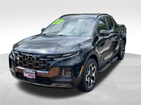 Used 2022 Hyundai Santa Cruz Limited AWD/4WD image 2