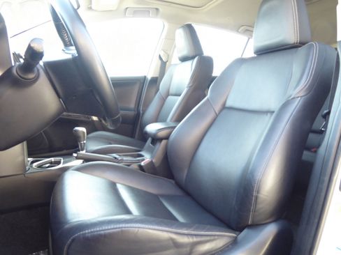Used 2018 Toyota RAV4 Limited w/ All Weather Liner Package AWD/4WD image 15
