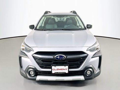 Used 2023 Subaru Outback Limited XT AWD/4WD image 3