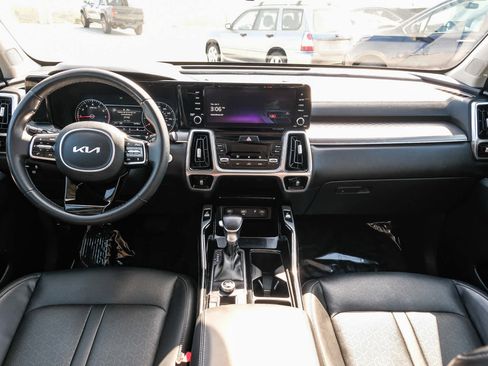 Used 2022 Kia Sorento SX FWD image 15