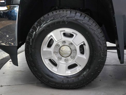 Used 2016 Chevrolet Silverado 2500 LT w/ LT Convenience Package AWD/4WD image 29