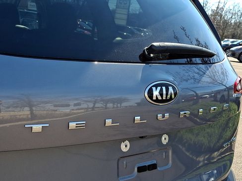 Used 2020 Kia Telluride SX w/ SX Prestige Package image 31