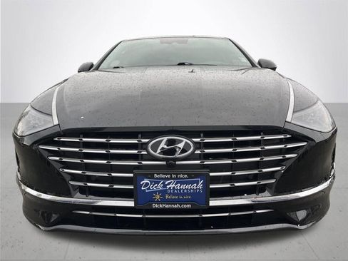 Used 2023 Hyundai Sonata Limited FWD image 2