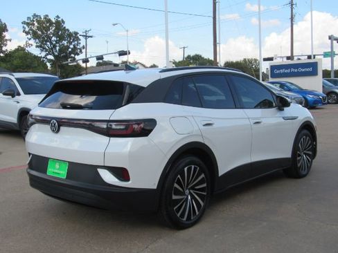 Used 2024 Volkswagen ID.4 S image 8