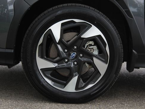 Used 2025 Subaru Crosstrek 2.5i Limited AWD/4WD image 26
