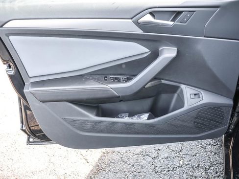New 2026 Volkswagen Jetta SE FWD image 35