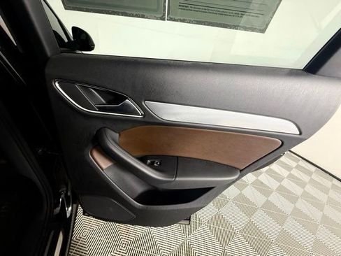 Used 2018 Audi Q3 2.0T Premium image 28