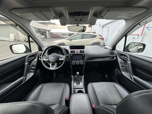 Used 2017 Subaru Forester 2.5i Touring image 10