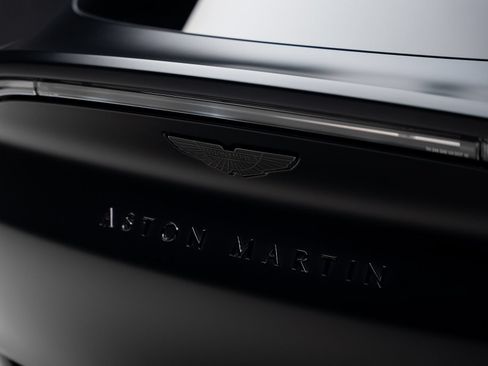 Used 2023 Aston Martin DBX 707 AWD/4WD image 33