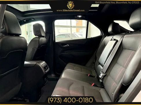 Used 2022 Chevrolet Equinox RS w/ Infotainment Package image 25