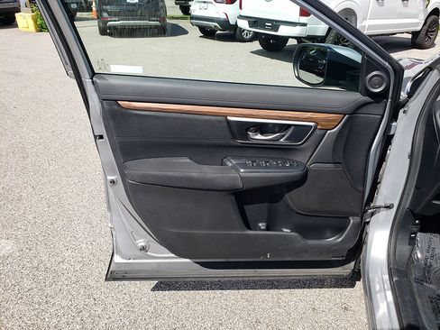 Used 2019 Honda CR-V EX image 10