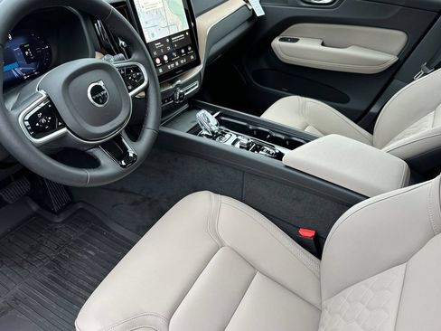 New 2026 Volvo XC60 T8 Plus w/ Protection Package Premier AWD/4WD image 9