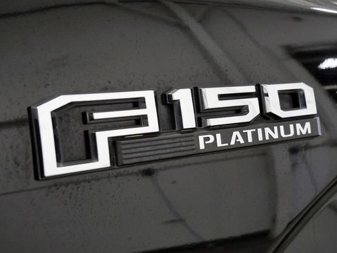 Used 2018 Ford F150 Platinum w/ Equipment Group 701A Luxury AWD/4WD image 9