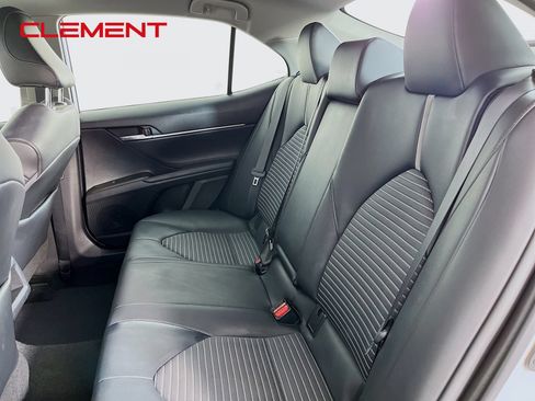 Used 2022 Toyota Camry SE FWD image 31