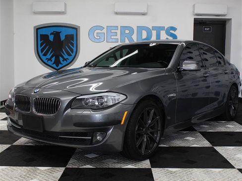 Used 2011 BMW 535i xDrive Sedan image 1