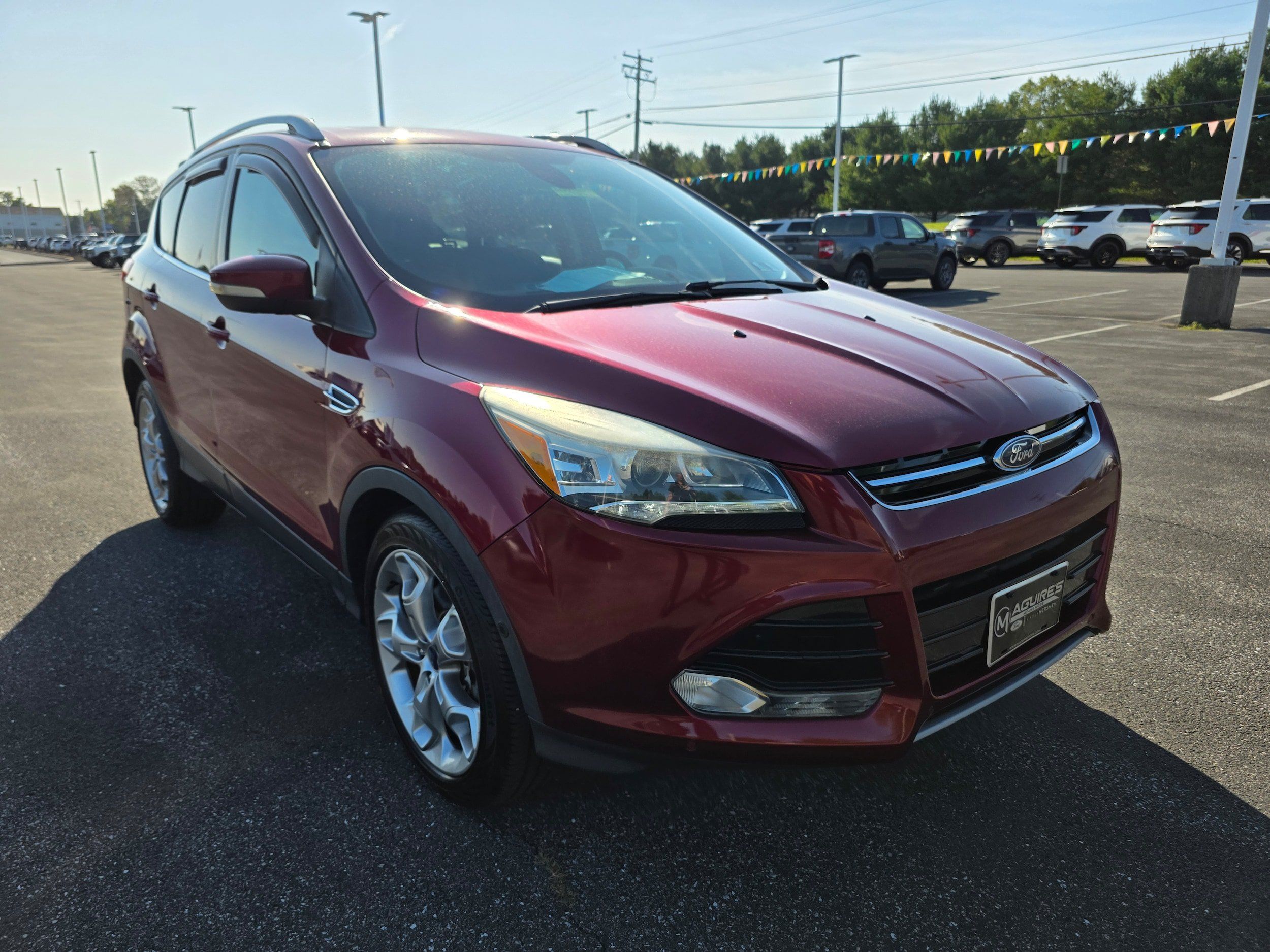Used 2015 Ford Escape Titanium w/ Equipment Group 301A FWD image 7
