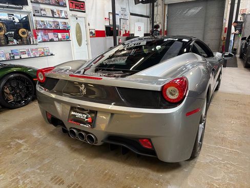 Used 2013 Ferrari 458 Italia Coupe RWD image 6