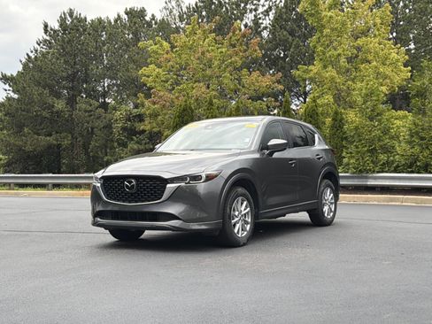 Used 2025 MAZDA CX-5 AWD 2.5 S w/ Preferred Package image 11