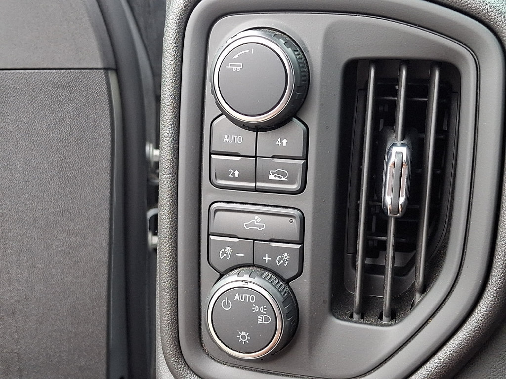 Used 2024 Chevrolet Silverado 1500 Custom AWD/4WD image 23