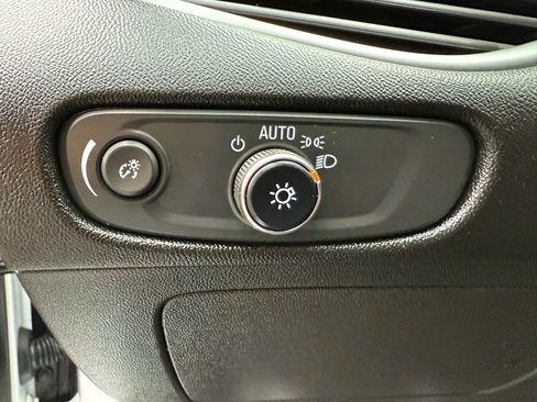 Used 2023 Chevrolet Malibu LT FWD image 26