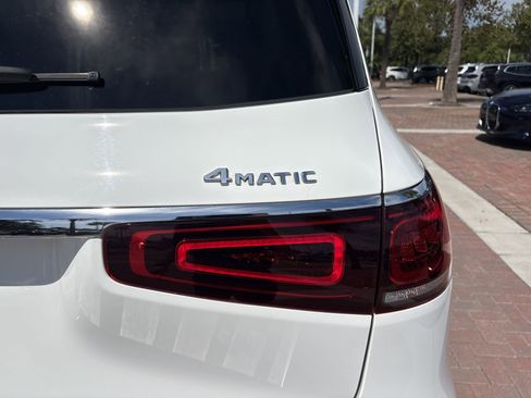 Used 2022 Mercedes-Benz GLS 450 4MATIC image 43
