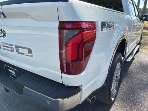 Used 2025 Ford F150 Lariat w/ Equipment Group 501A Mid AWD/4WD image 14